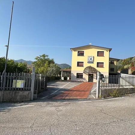 Bed & Breakfast Garda 4*